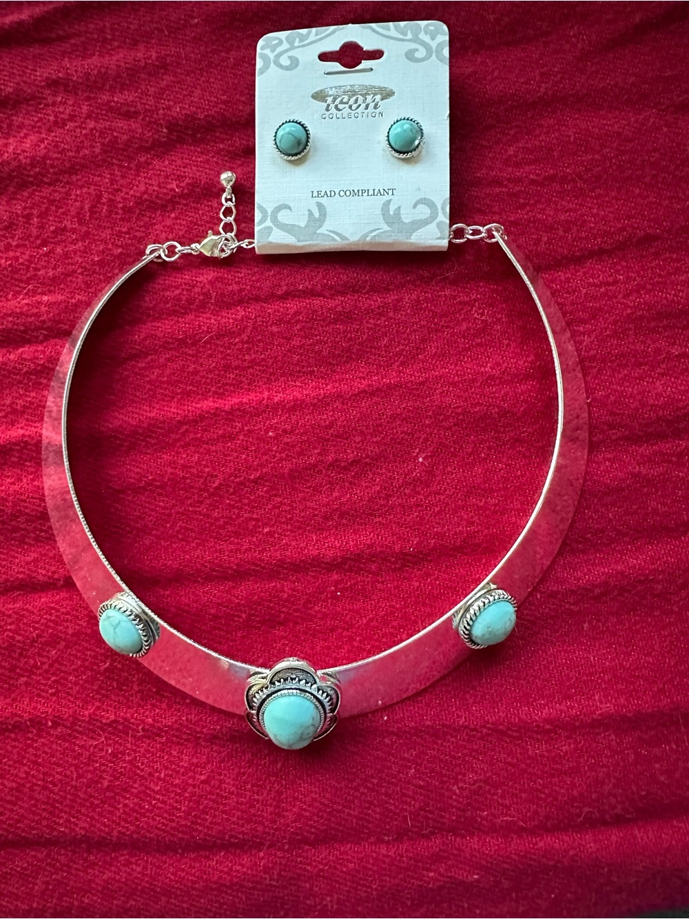 IC COLLECTION Silver-Tone Turquoise Collar Necklace and Stud Earring Set